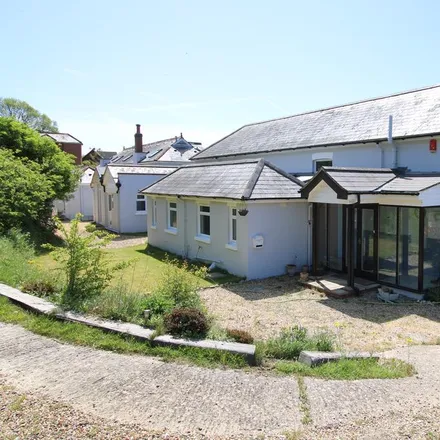 Rent this 4 bed duplex on St Margaret's in Lowtherville Road, Ventnor