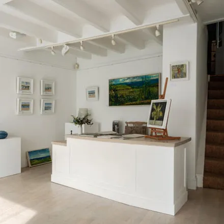 Image 7 - The Padstow Studio, 30 Duke Street, Padstow, PL28 8AA, United Kingdom - Townhouse for sale