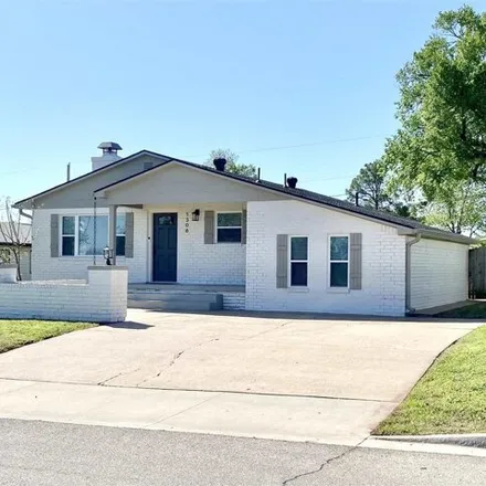 Buy this 3 bed house on 1350 South Boundary Street in Perry, OK 73077
