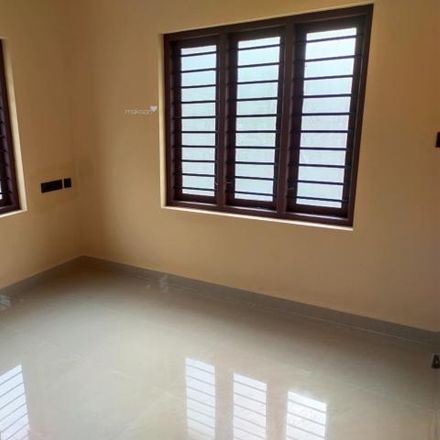 Rent this 2 bed apartment on Reliance Digital in Salem-Kochi-Kanyakumari Highway, Edappally