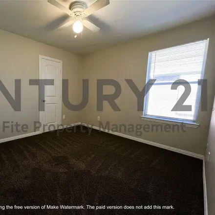 Image 5 - 2715 Dawn Spring Drive, Little Elm, TX 75068, USA - House for rent