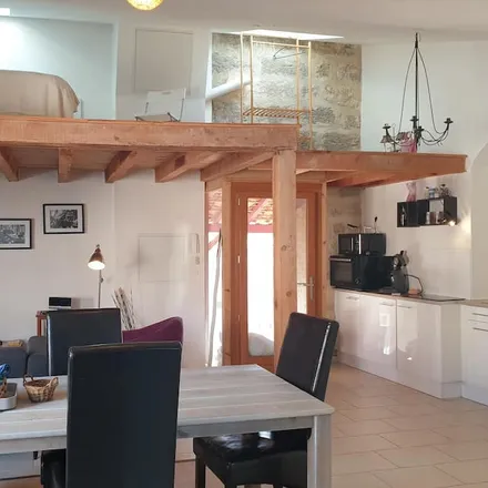 Rent this 1 bed apartment on 34120 Pézenas