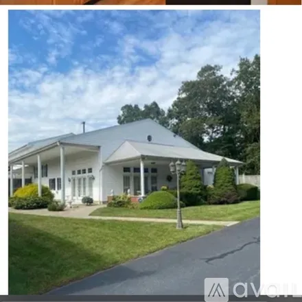 Image 1 - 930 American Legion Highway, Unit House - Apartment for rent