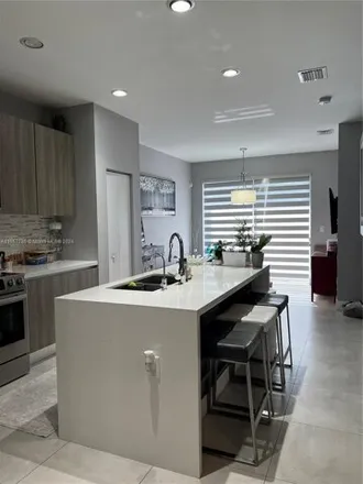 Image 7 - 7184 Northwest 103rd Path, Doral, FL 33178, USA - Townhouse for rent