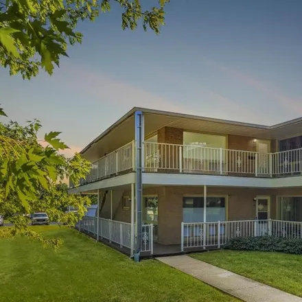 Image 1 - Kimberly Road, Pleasant Valley Township, Bettendorf, IA 61299, USA - Condo for sale