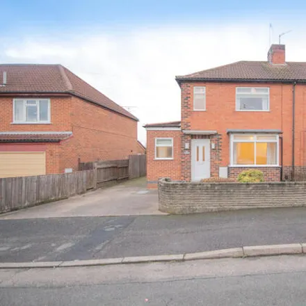 Rent this 3 bed duplex on Lodge Way in Derby, DE3 9BE
