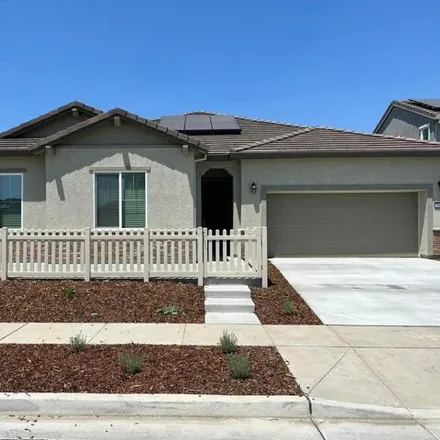 Rent this 3 bed house on Fowler Way in Woodland, CA 95776
