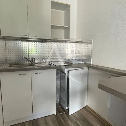 Rent this 1 bed apartment on Place de l'Obélisque in 71100 Chalon-sur-Saône, France