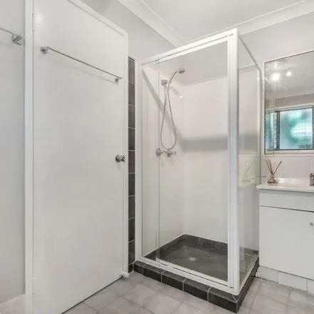 Rent this 3 bed apartment on 35 Wyena Street in Kallangur QLD 4503, Australia