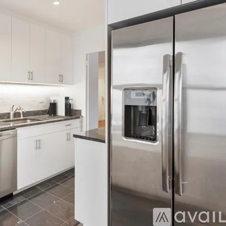 Rent this 3 bed apartment on 500 E 77th St