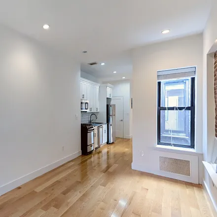Image 1 - #3R, 532 Chauncey Street, Ocean Hill, Brooklyn, New York - Apartment for sale