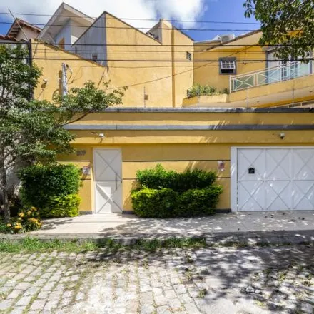 Buy this 3 bed house on Rua Doutor Odon Carlos de Figueiredo Ferraz in São Domingos, São Paulo - SP