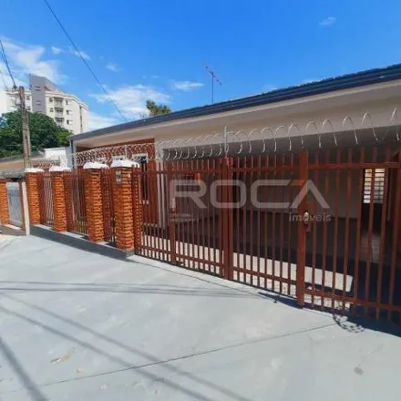 Rent this 3 bed house on Rua dos Inconfidentes in Parque Arnold Schmidt, São Carlos - SP