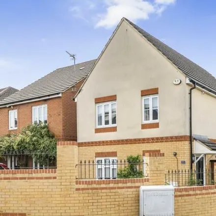 Buy this 4 bed house on 24 Thames View Road in Oxford, OX4 4TG