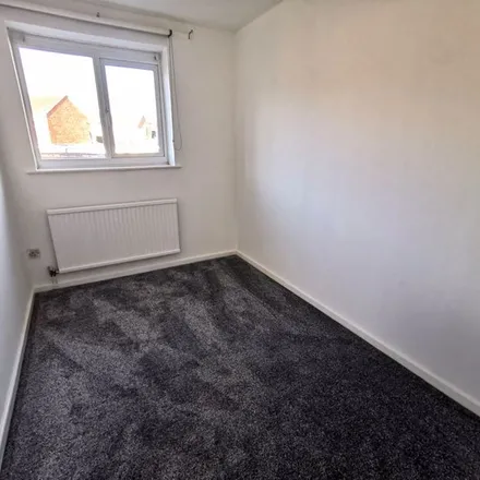 Image 7 - Rudry Road Footpath, Pen-Y-Cae, Bedwas, CF83 3BW, United Kingdom - Townhouse for rent