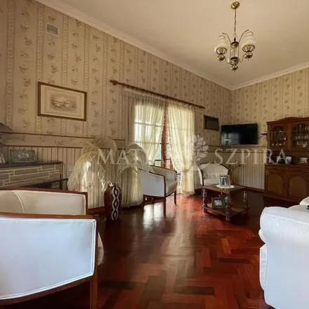 Buy this 3 bed house on Marqués de Loreto 2218 in Partido de Morón, B1712 JOB Castelar