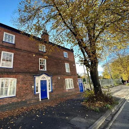 Rent this 2 bed apartment on Horninglow Street in Burton-on-Trent, DE14 1NG