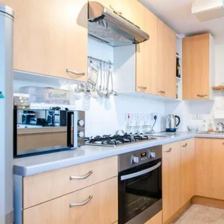 Image 5 - David Hewitt House, 38 Watts Grove, Bromley-by-Bow, London, E3 3RB, United Kingdom - Apartment for sale