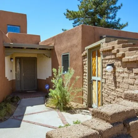 Image 2 - 2194 Paseo del Prado Northwest, Albuquerque, NM 87104, USA - House for sale