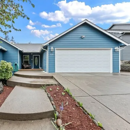Buy this 3 bed house on 739 South 47th Place in Springfield, OR 97478
