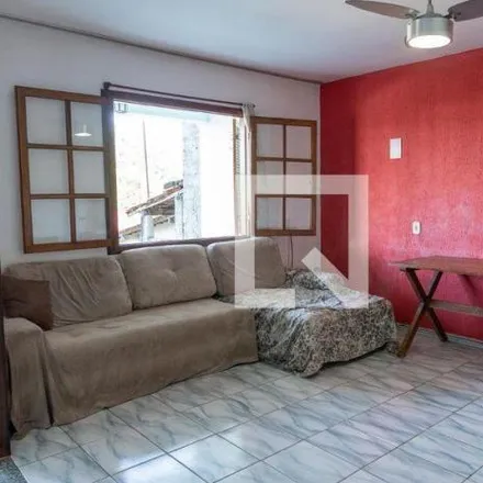Rent this 4 bed house on Rua Leite Ribeiro in Fonseca, Niterói - RJ