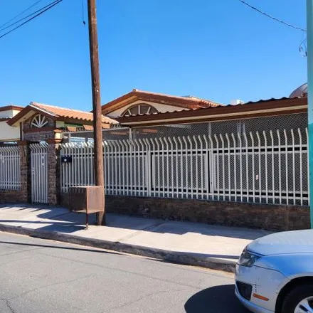 Buy this studio house on Avenida Constituyentes 900 in Ex Ejido Coahuila, 21370 Mexicali
