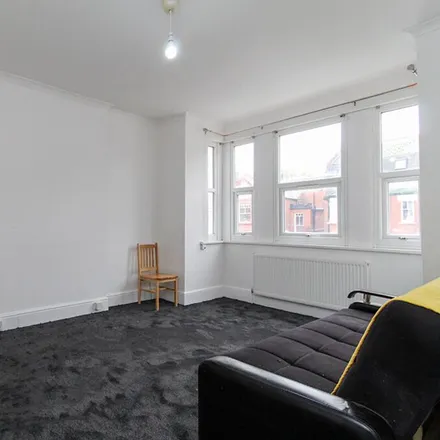 Rent this 2 bed apartment on Melrose Avenue in London, NW2 4JX