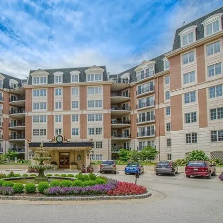 Buy this 2 bed condo on 146 Presidential Boulevard in Sutton Terrace, Lower Merion Township
