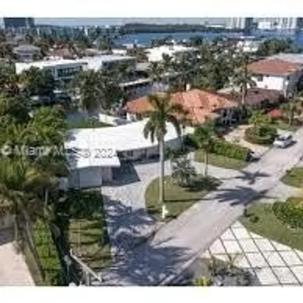 Image 2 - 16418 Northeast 31st Avenue, Eastern Shores, North Miami Beach, FL 33160, USA - House for rent
