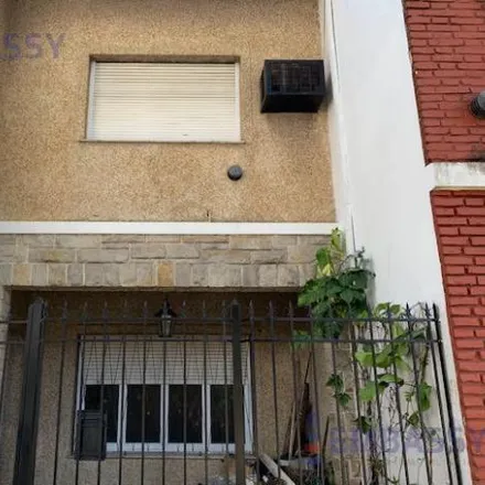 Rent this 3 bed house on Martín J. Haedo 1902 in Florida, Vicente López