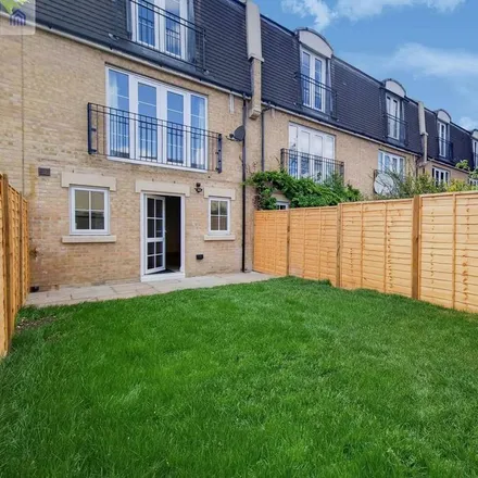 Rent this 3 bed townhouse on Tilson Close in London, SE5 7TZ