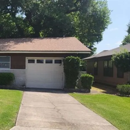 Buy this 3 bed house on 4635 Boyd Avenue in Groves, TX 77619