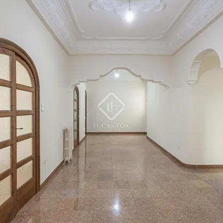 Rent this 8 bed apartment on Hernán Cortés - Ciril Amorós in Carrer d'Hernán Cortés, 46004 Valencia