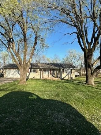 Image 3 - 2867 Blue Bell Avenue, Neosho, MO 64850, USA - House for sale