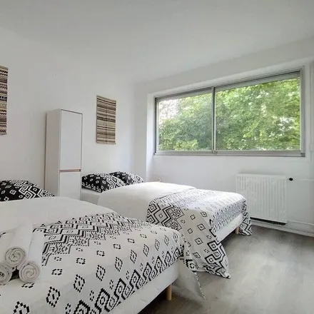 Rent this 3 bed apartment on 92700 Colombes