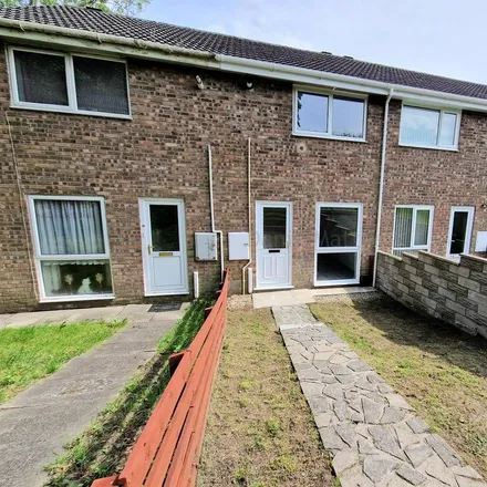 Rent this 2 bed townhouse on Cae Ffynnon in Bridgend, CF31 2HG