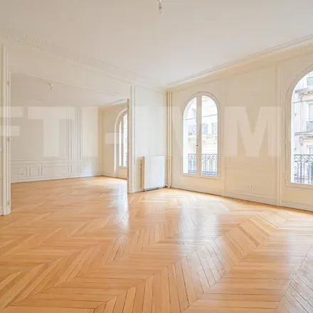 Image 6 - 5 Rue Jules Lefebvre, 75009 Paris, France - Apartment for rent