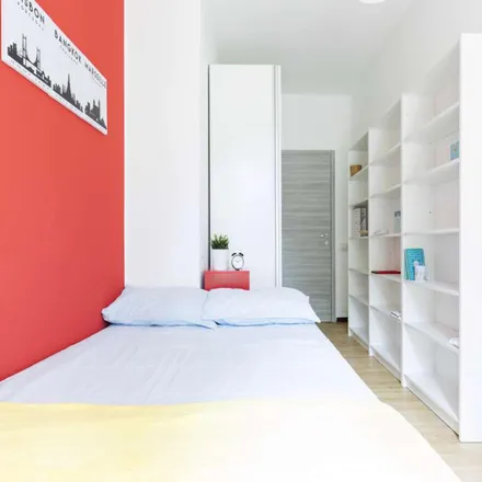 Rent this 2 bed room on Via Mario Donati in 8, 20146 Milan MI