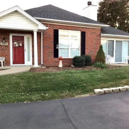 Buy this 2 bed condo on 3556 Stonecreek Circle in Jeffersonville, IN 47130