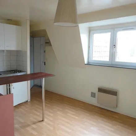 Rent this 3 bed apartment on 8 Rue des Myosotis in 59037 Lille, France