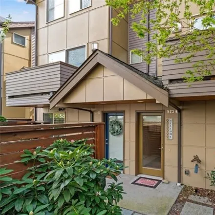 Buy this 3 bed house on 923 North 85th Street in Seattle, WA 98103