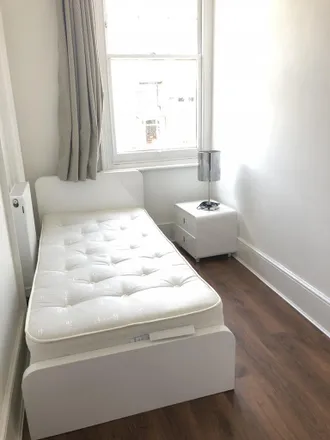 Rent this 1 bed room on Marchwood Crescent in London, W5 2EU