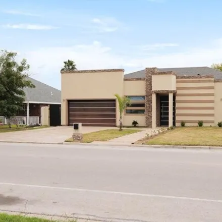 Image 2 - 1719 San Marcelo Boulevard, Brownsville, TX 78526, USA - House for sale