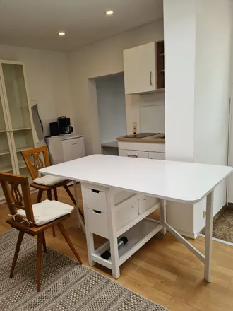 Rent this 2 bed apartment on Heidesheimer Straße 33 in 55124 Mainz, Germany