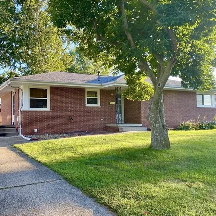 Buy this 3 bed house on 3824 Twana Drive in Des Moines, IA 50310