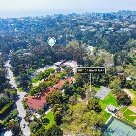 Image 5 - 14691 Hilltree Road, Los Angeles, CA 90402, USA - House for sale