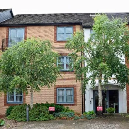Rent this 2 bed room on Normanton Spring Close in Sheffield, S13 7BW