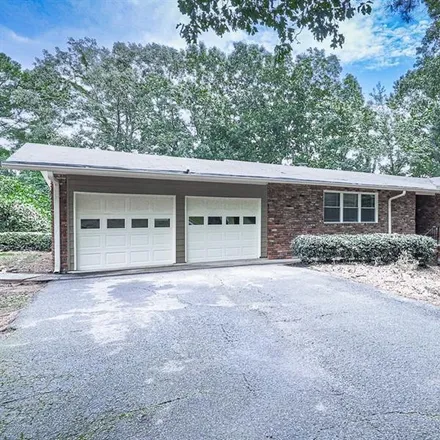 Rent this 3 bed house on 1026 Wooten Lake Road Northwest in Cobb County, GA 30144