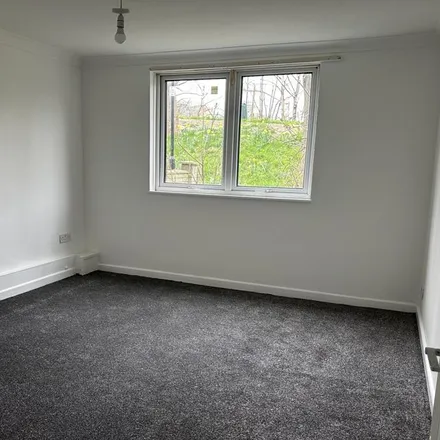 Image 6 - 23 Fairfoot Road, London, E3 4EG, United Kingdom - Apartment for rent