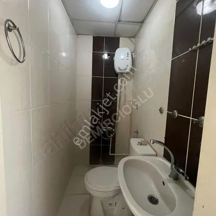 Rent this 2 bed apartment on Yavuz Sultan Selim Caddesi in 38280 Talas, Turkey